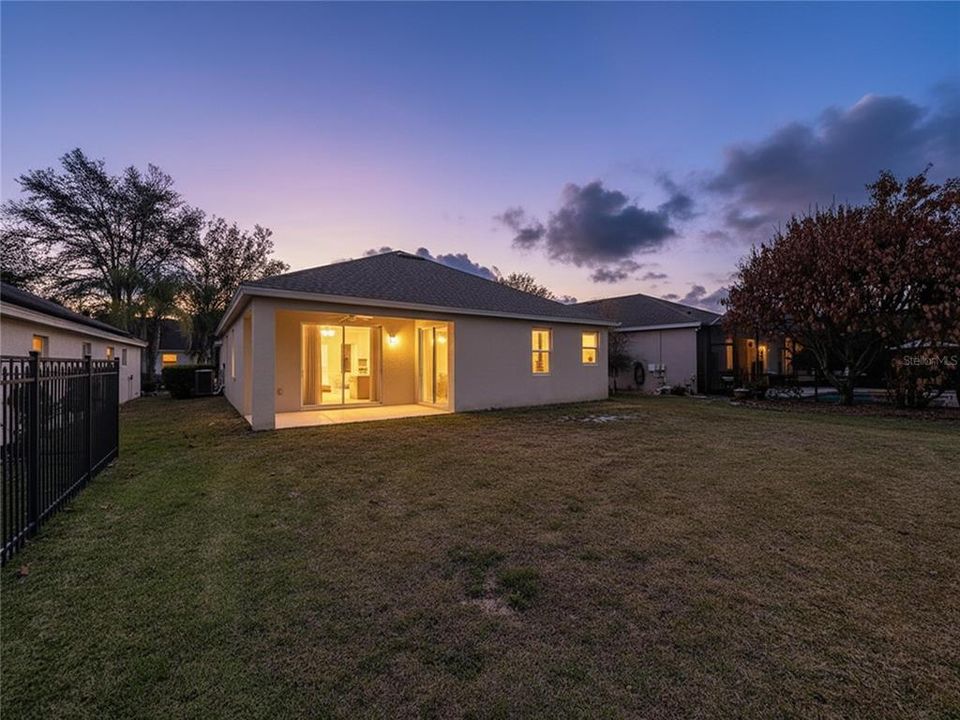 En Venta: $330,000 (3 camas, 2 baños, 1578 Pies cuadrados)