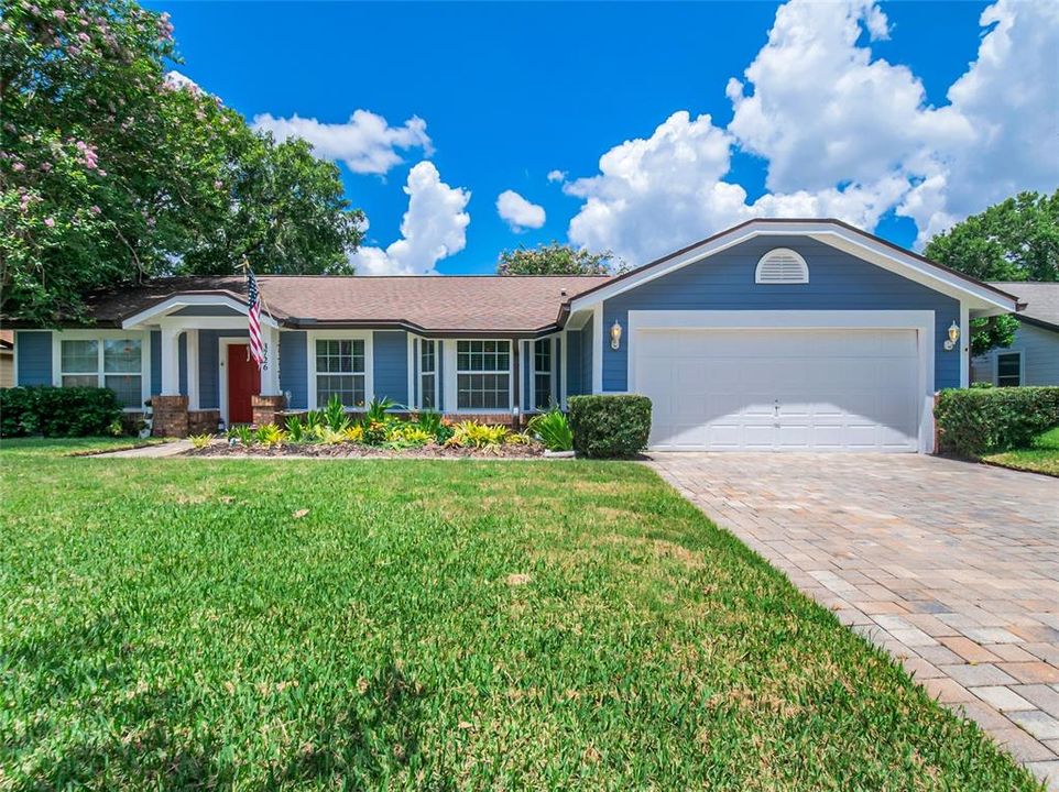 For Sale: $499,999 (4 beds, 2 baths, 1692 Square Feet)