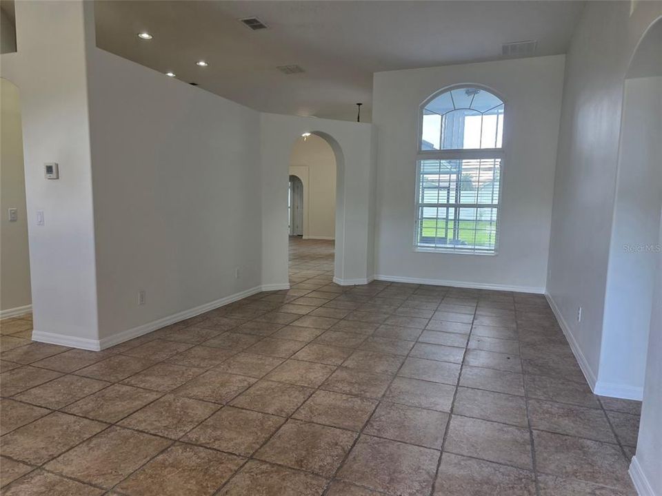 For Sale: $455,000 (4 beds, 3 baths, 2250 Square Feet)