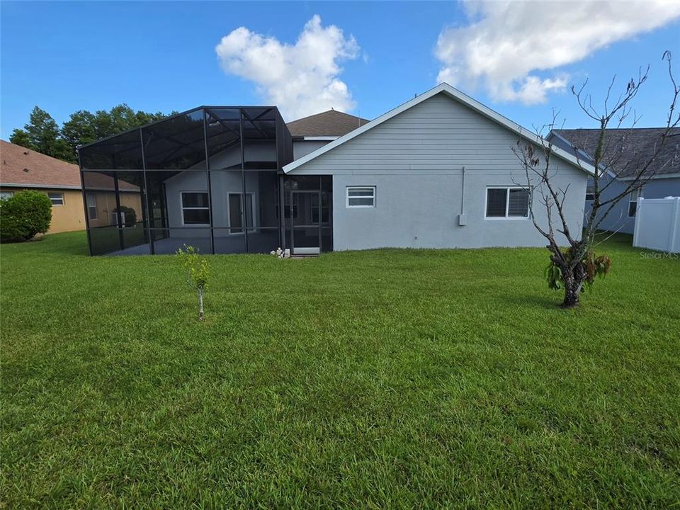 For Sale: $455,000 (4 beds, 3 baths, 2250 Square Feet)