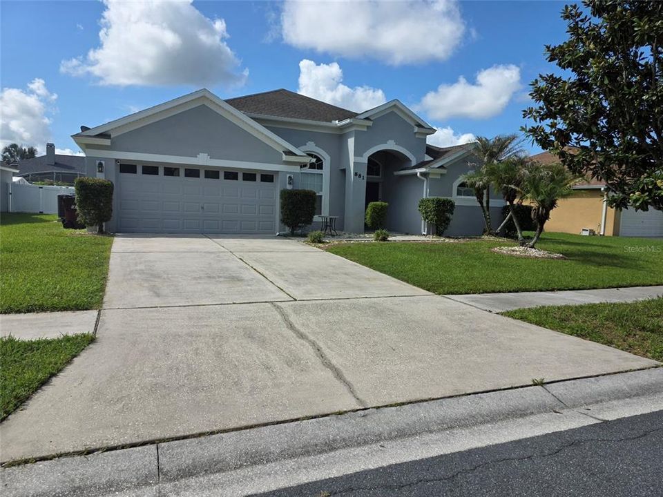 For Sale: $455,000 (4 beds, 3 baths, 2250 Square Feet)
