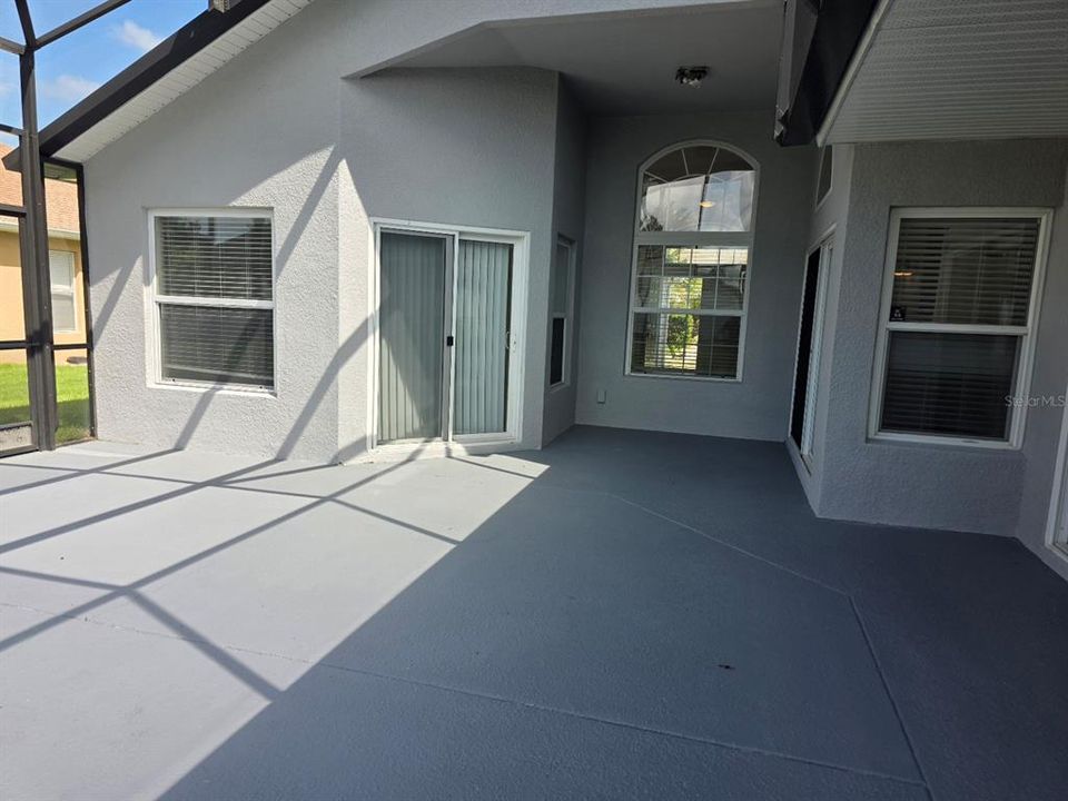For Sale: $455,000 (4 beds, 3 baths, 2250 Square Feet)