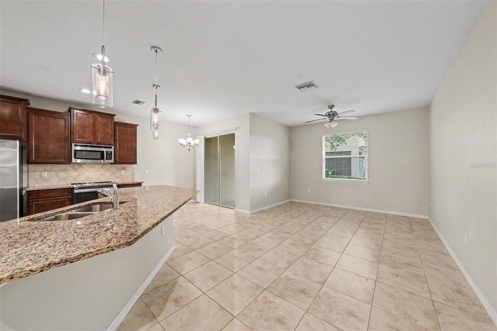 For Sale: $249,900 (3 beds, 2 baths, 1682 Square Feet)