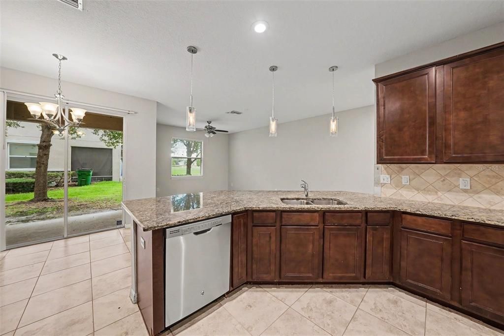 For Sale: $249,900 (3 beds, 2 baths, 1682 Square Feet)