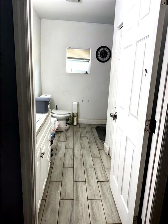 На продажу: $235,999 (3 спален, 2 ванн, 1358 Квадратных фут)