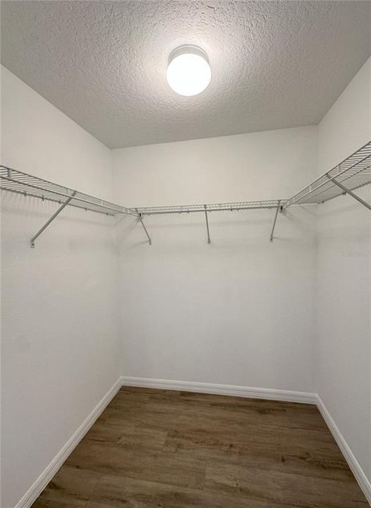 В аренду: $2,100 (4 спален, 2 ванн, 2208 Квадратных фут)