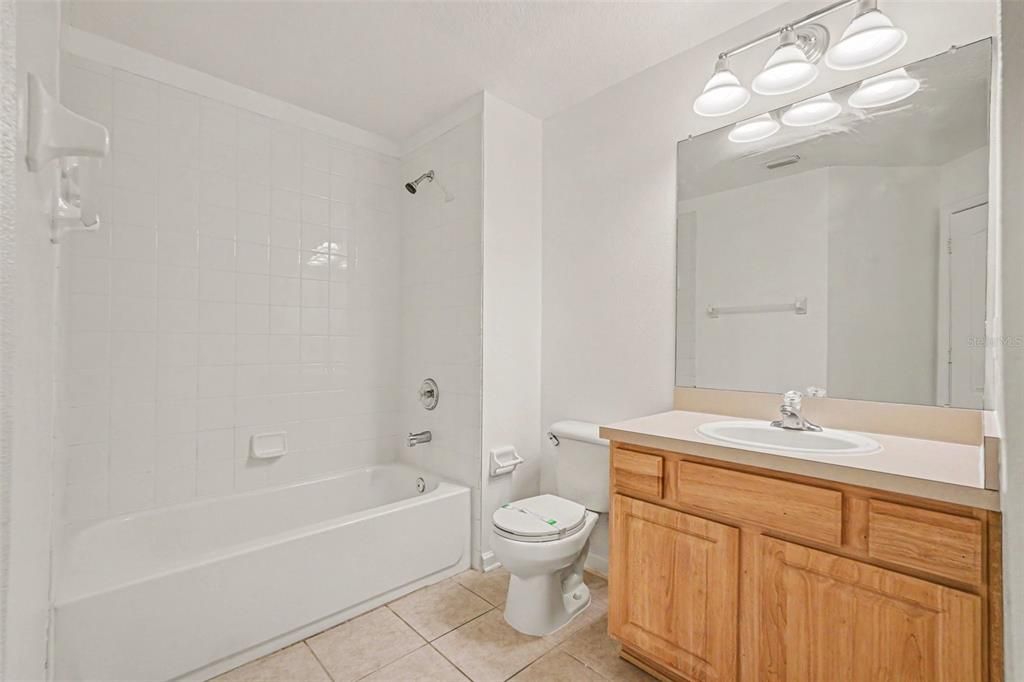 En Venta: $239,900 (3 camas, 2 baños, 1588 Pies cuadrados)