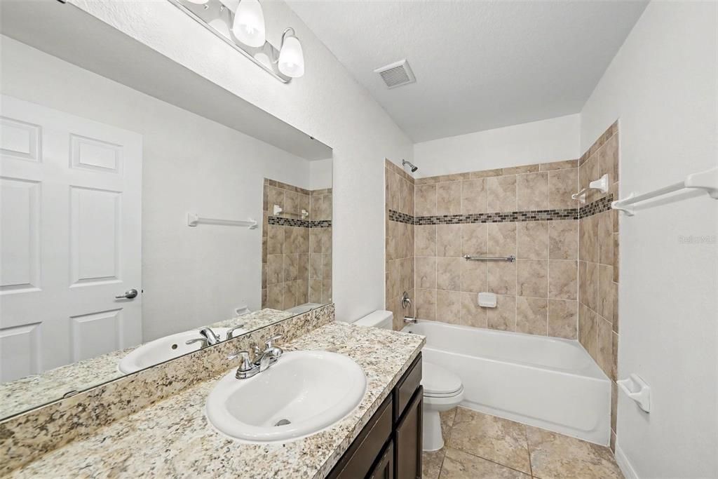 For Sale: $264,900 (4 beds, 2 baths, 1676 Square Feet)