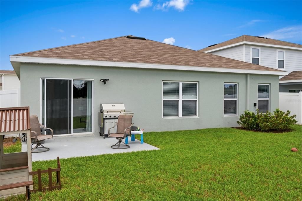 En Venta: $359,990 (4 camas, 2 baños, 1733 Pies cuadrados)