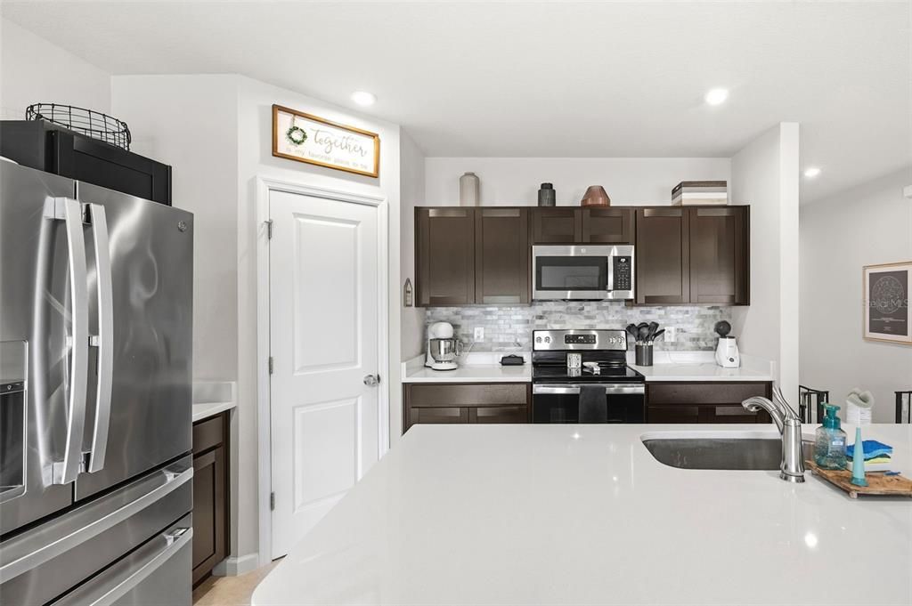 En Venta: $359,990 (4 camas, 2 baños, 1733 Pies cuadrados)