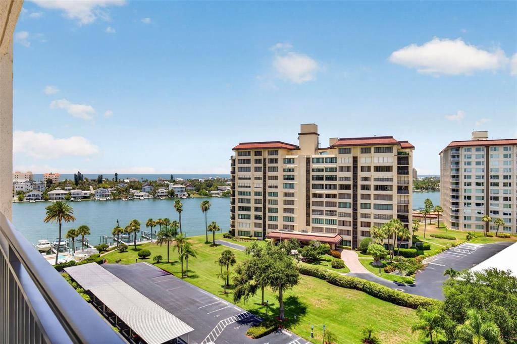 For Sale: $599,000 (2 beds, 2 baths, 1500 Square Feet)