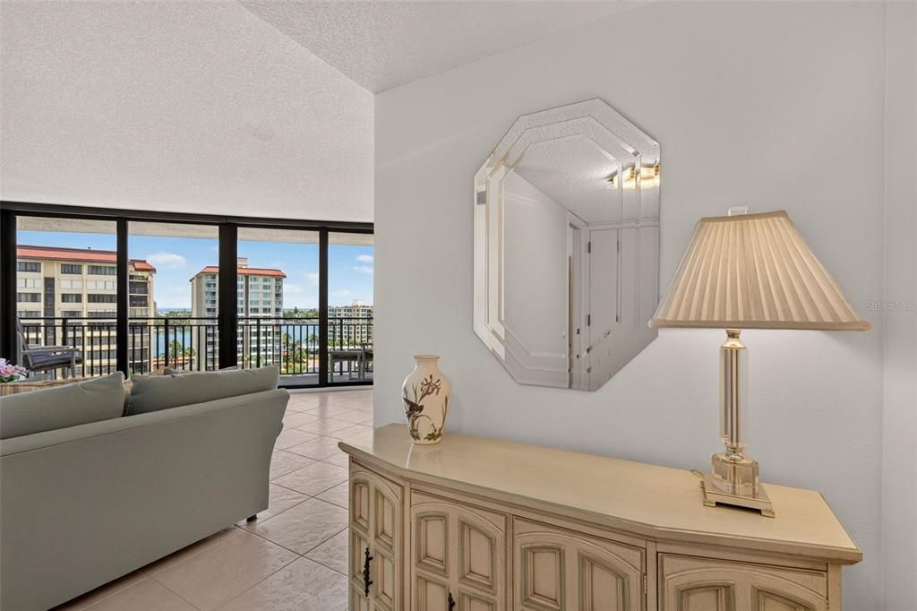 For Sale: $599,000 (2 beds, 2 baths, 1500 Square Feet)