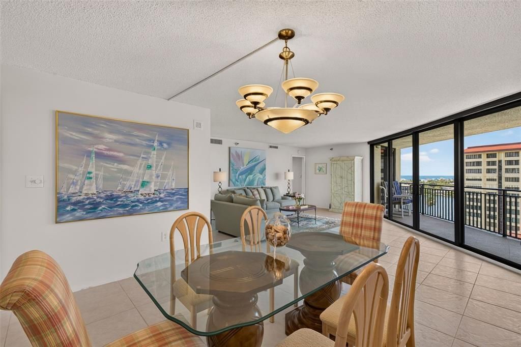 For Sale: $599,000 (2 beds, 2 baths, 1500 Square Feet)