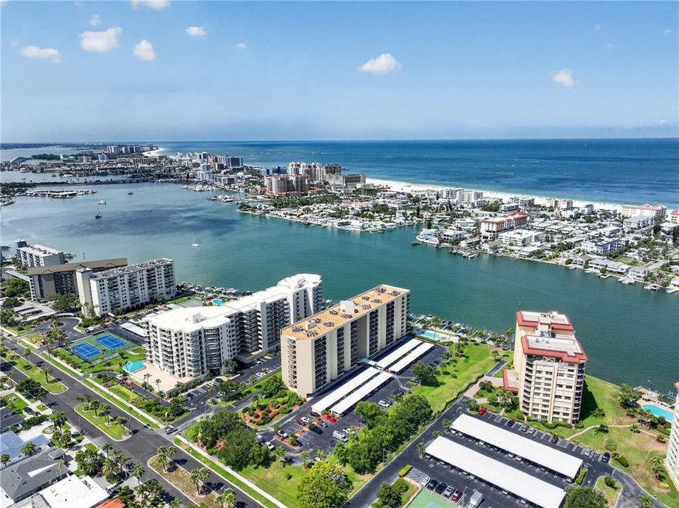 For Sale: $599,000 (2 beds, 2 baths, 1500 Square Feet)