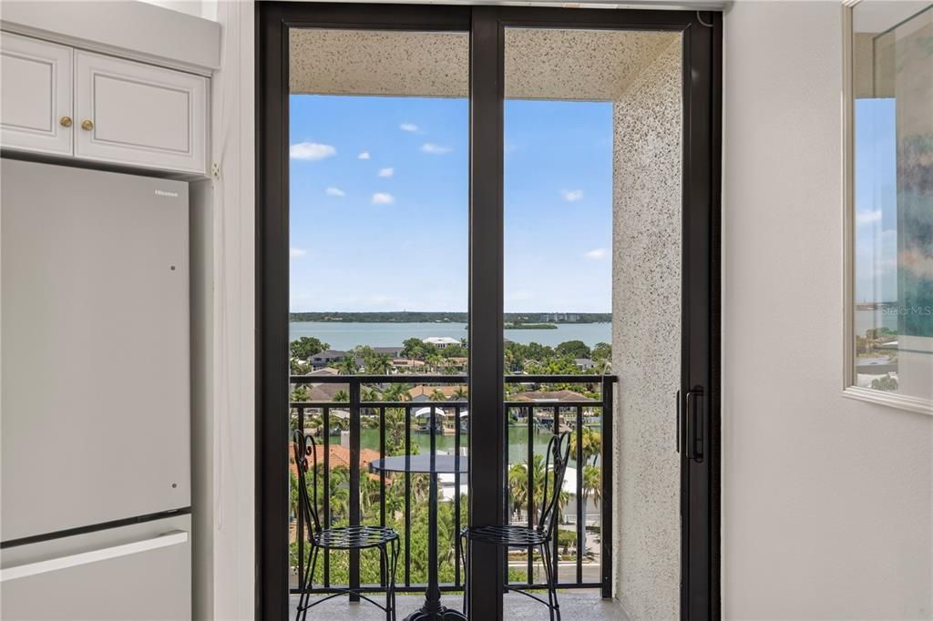 For Sale: $599,000 (2 beds, 2 baths, 1500 Square Feet)