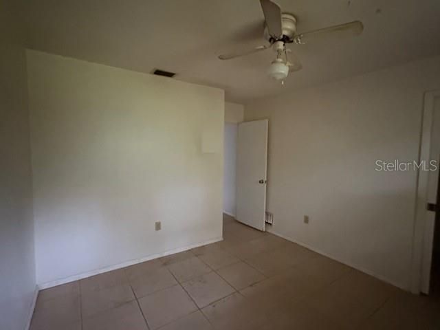 Active With Contract: $336,000 (3 beds, 2 baths, 1682 Square Feet)
