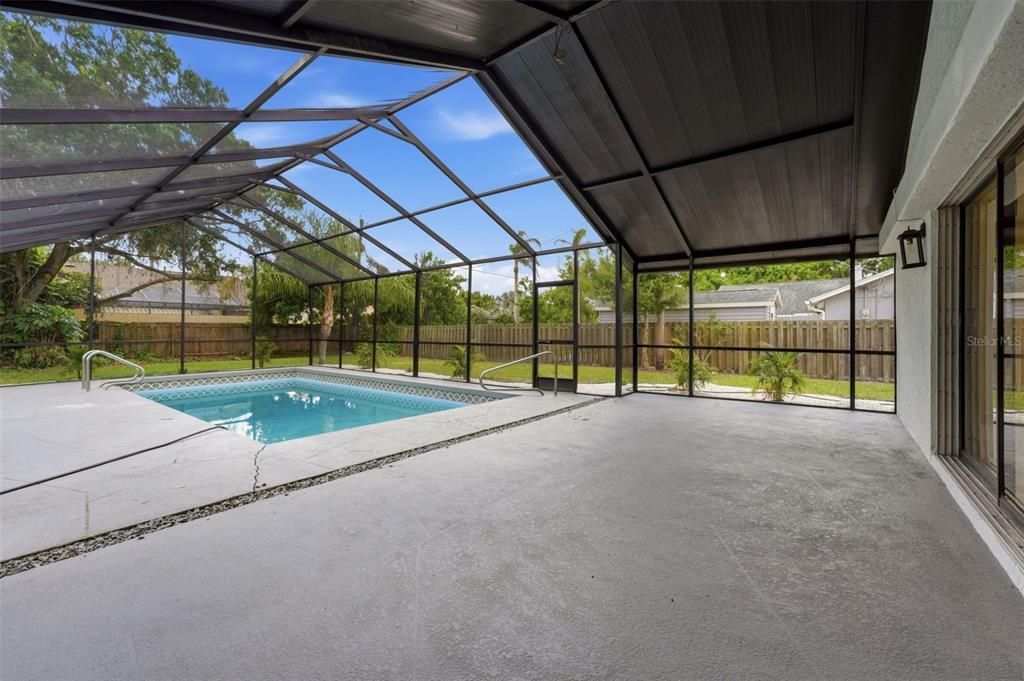 For Sale: $499,900 (3 beds, 2 baths, 1325 Square Feet)