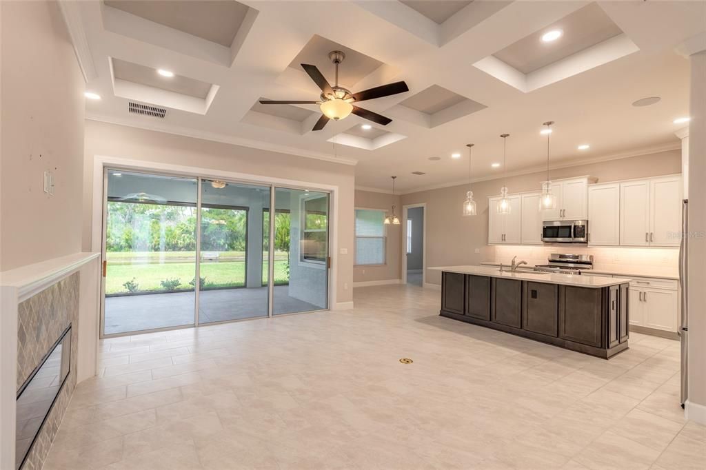 En Venta: $619,900 (3 camas, 2 baños, 2148 Pies cuadrados)