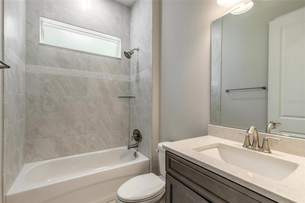 En Venta: $619,900 (3 camas, 2 baños, 2148 Pies cuadrados)