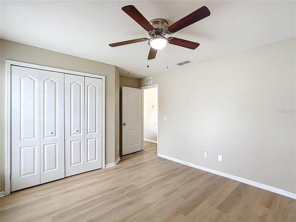 For Sale: $335,000 (3 beds, 2 baths, 1722 Square Feet)