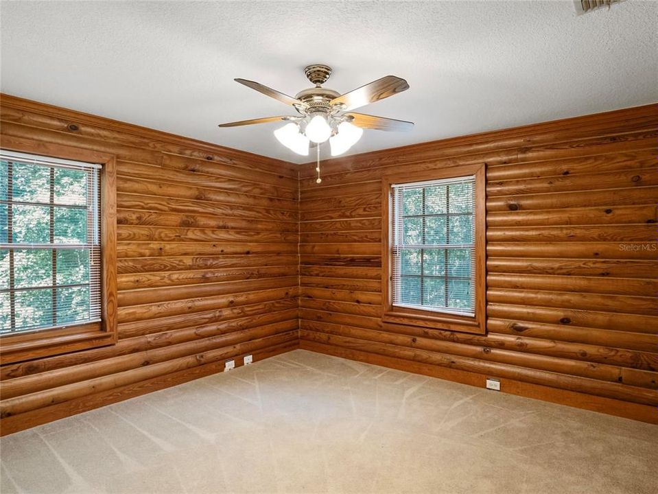 En Venta: $785,000 (3 camas, 2 baños, 1904 Pies cuadrados)