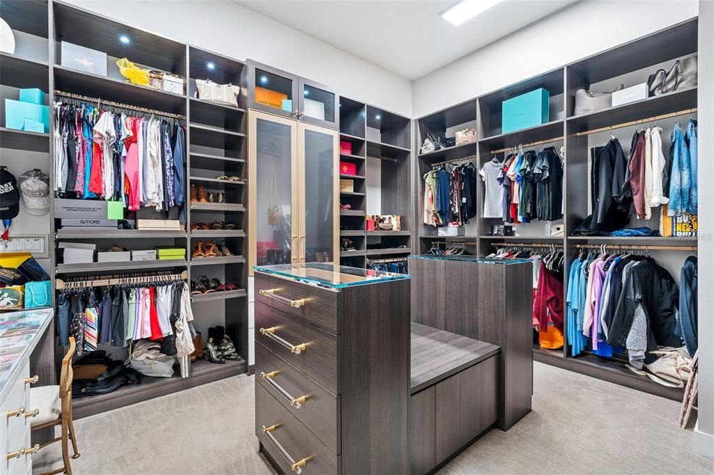 En Venta: $2,500,000 (5 camas, 5 baños, 5489 Pies cuadrados)
