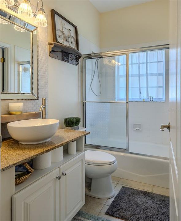 For Sale: $525,000 (3 beds, 2 baths, 1871 Square Feet)