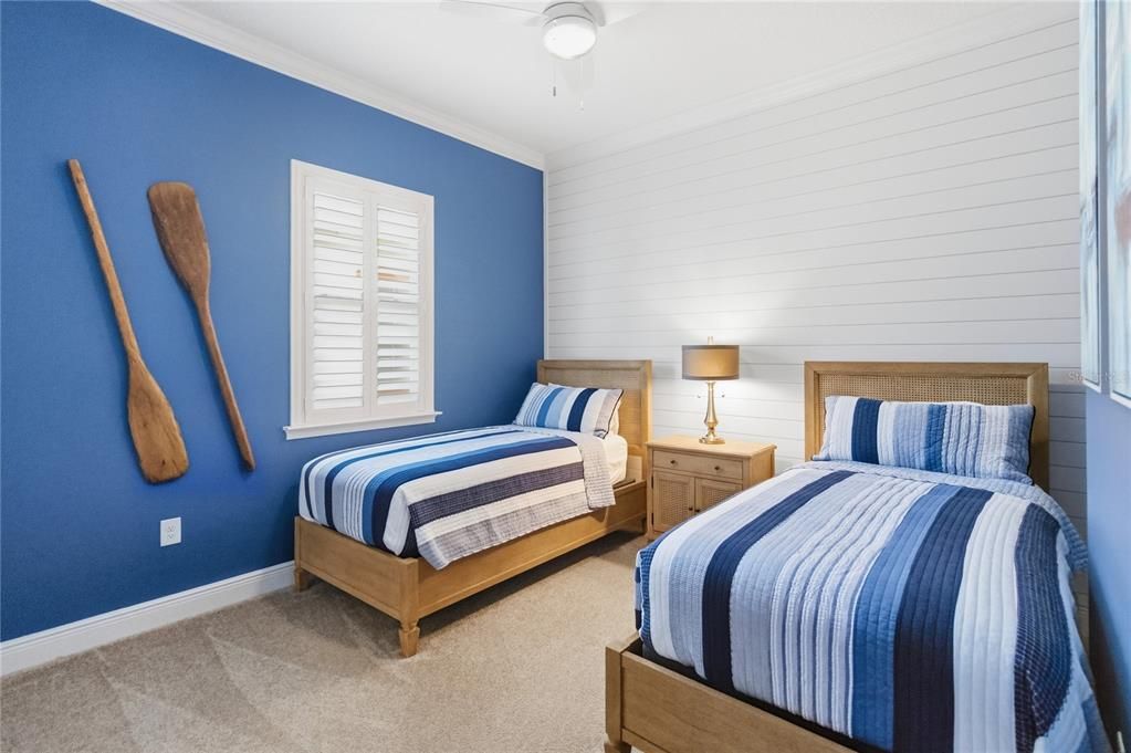 For Sale: $499,900 (3 beds, 3 baths, 2365 Square Feet)