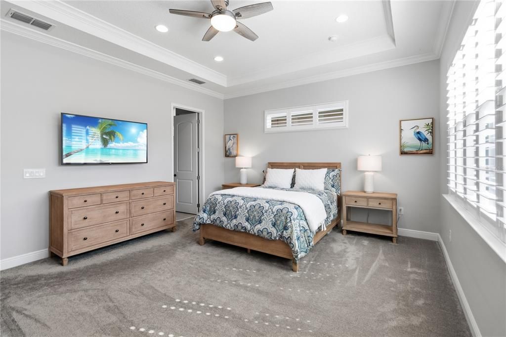 For Sale: $499,900 (3 beds, 3 baths, 2365 Square Feet)