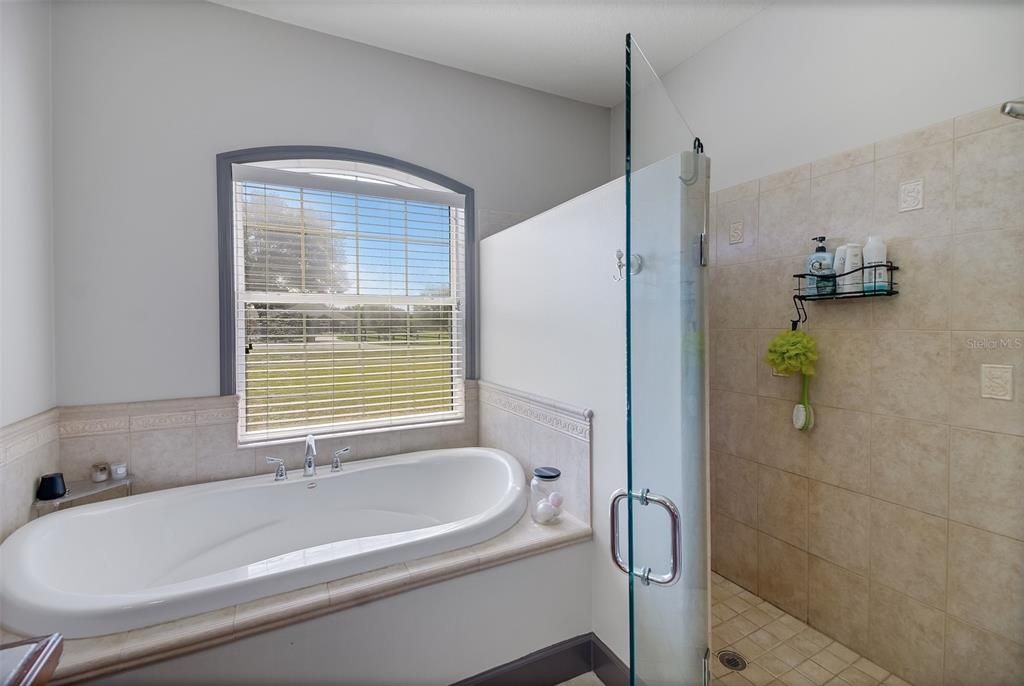 For Sale: $969,000 (3 beds, 2 baths, 2834 Square Feet)