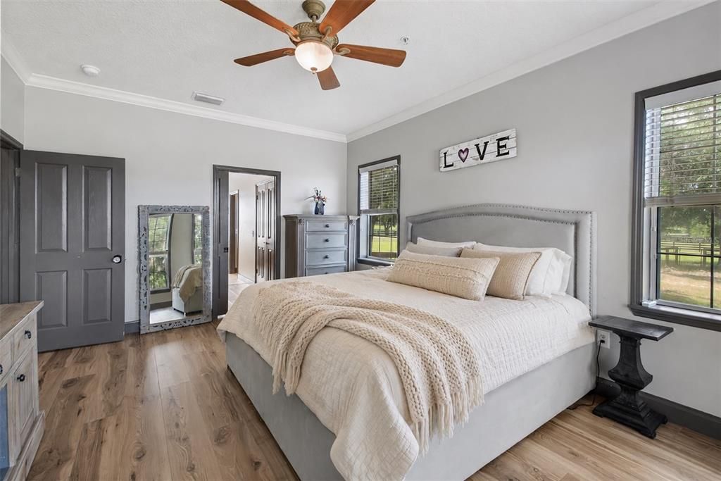 For Sale: $969,000 (3 beds, 2 baths, 2834 Square Feet)