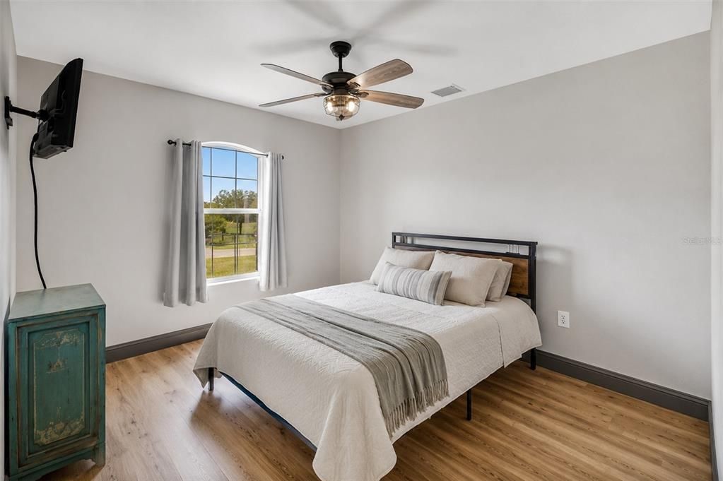 For Sale: $969,000 (3 beds, 2 baths, 2834 Square Feet)
