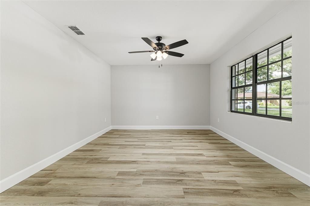 For Sale: $339,950 (3 beds, 2 baths, 1830 Square Feet)