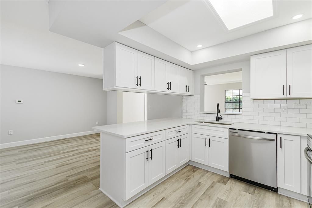 For Sale: $339,950 (3 beds, 2 baths, 1830 Square Feet)