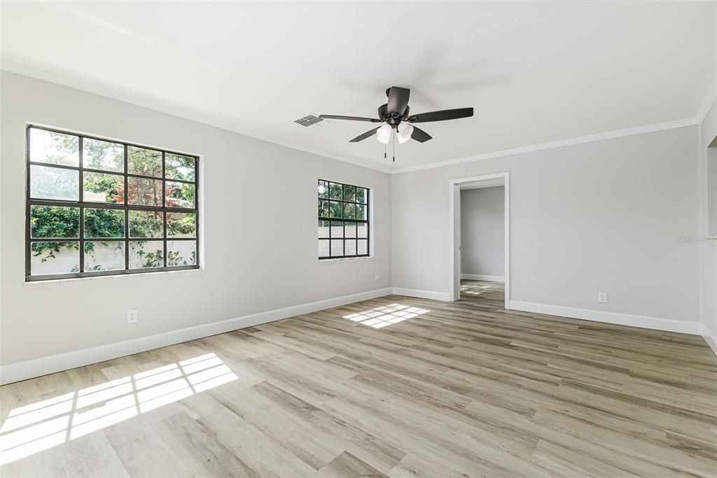 For Sale: $339,950 (3 beds, 2 baths, 1830 Square Feet)