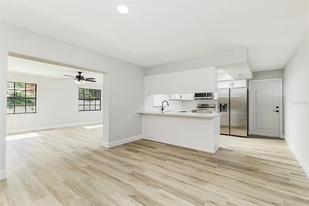 For Sale: $339,950 (3 beds, 2 baths, 1830 Square Feet)
