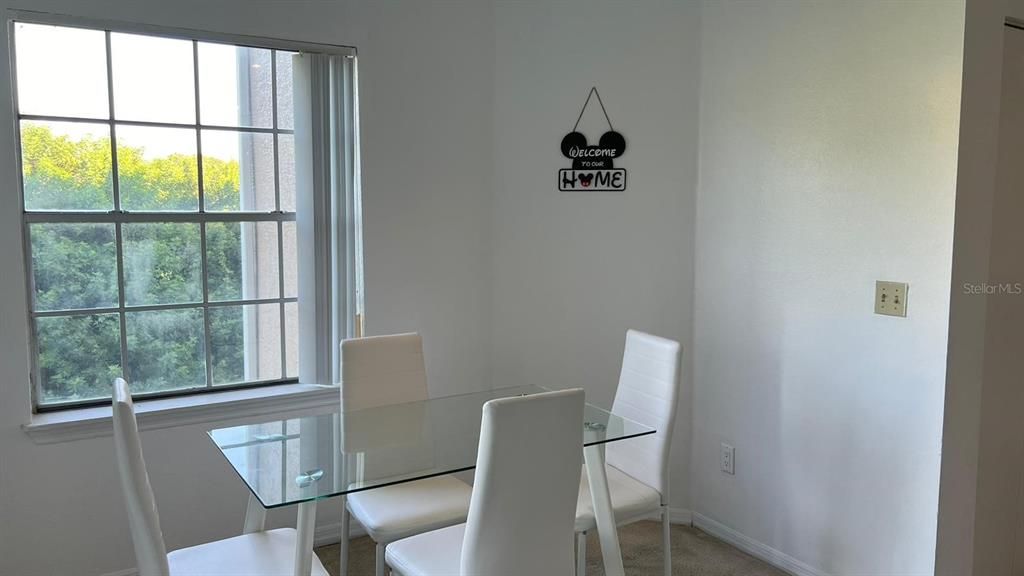 For Sale: $194,500 (2 beds, 2 baths, 1133 Square Feet)