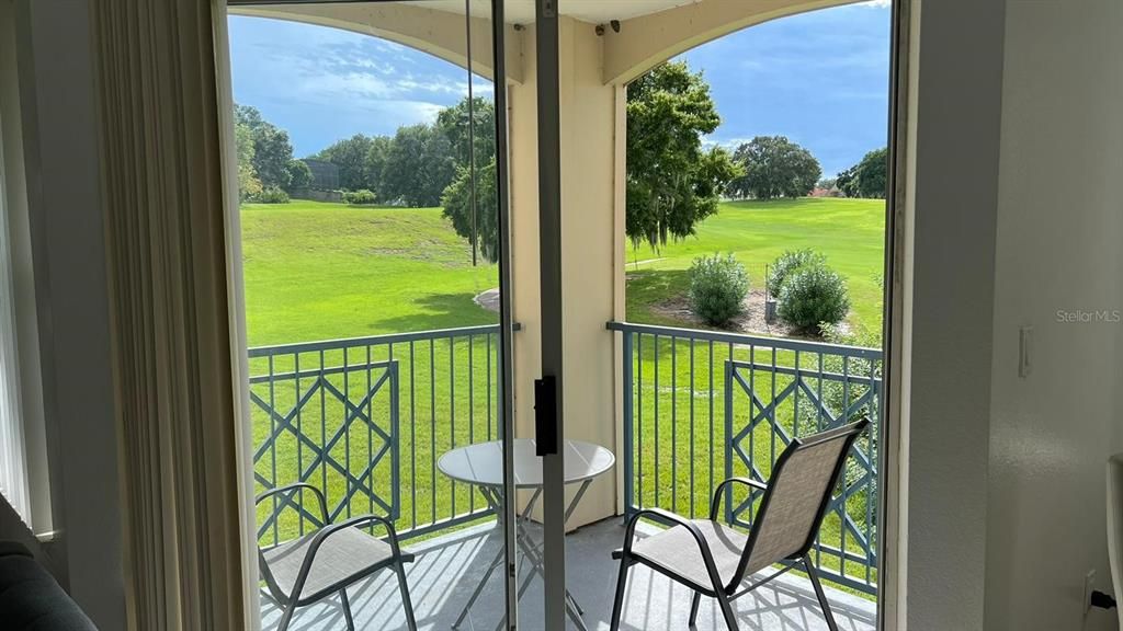 For Sale: $194,500 (2 beds, 2 baths, 1133 Square Feet)