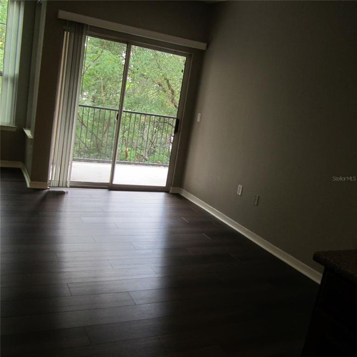For Sale: $215,990 (3 beds, 2 baths, 1292 Square Feet)
