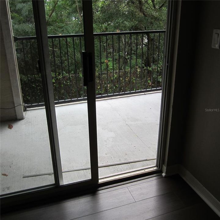 For Sale: $215,990 (3 beds, 2 baths, 1292 Square Feet)