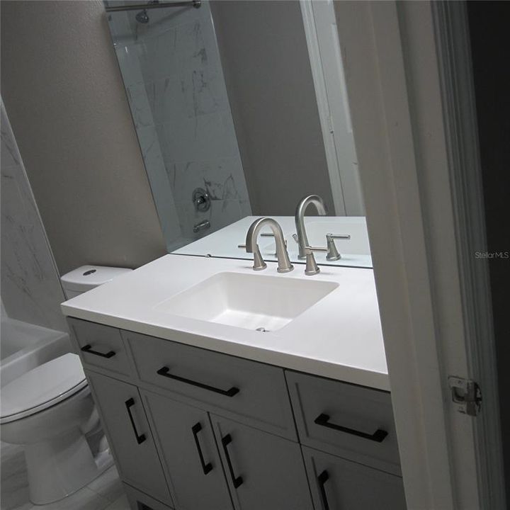 For Sale: $215,990 (3 beds, 2 baths, 1292 Square Feet)
