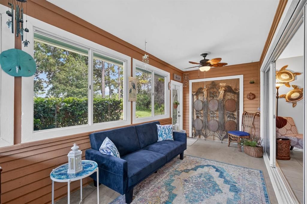 For Sale: $374,900 (2 beds, 2 baths, 2157 Square Feet)