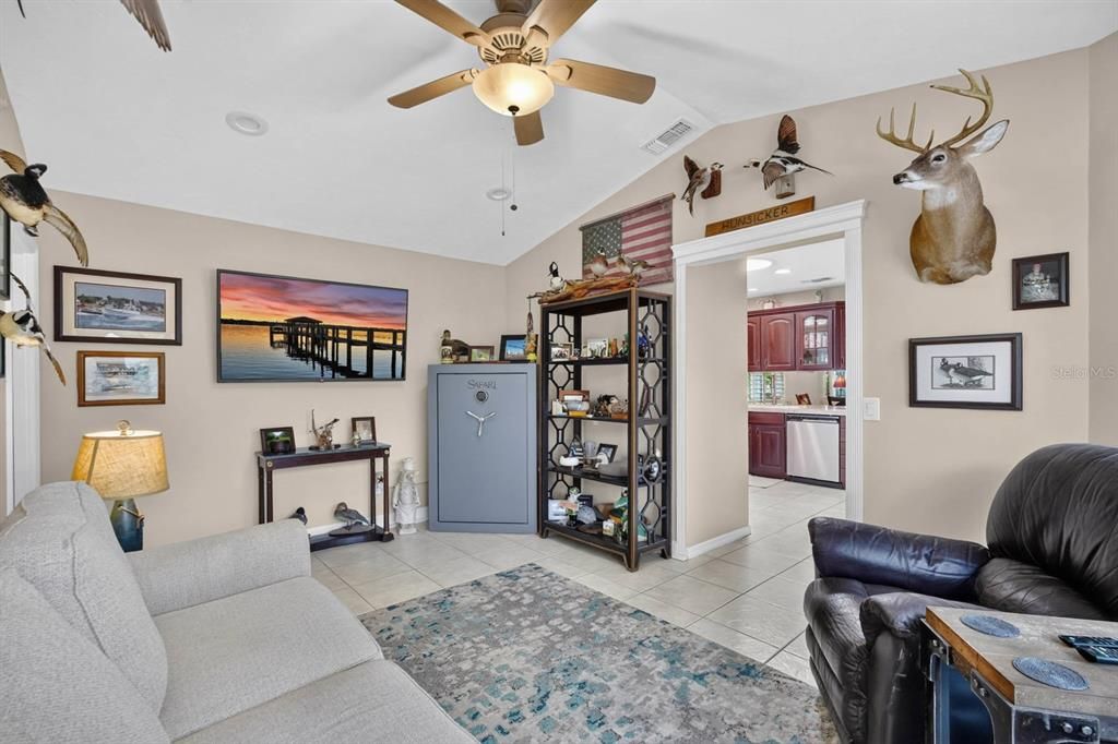 For Sale: $374,900 (2 beds, 2 baths, 2157 Square Feet)