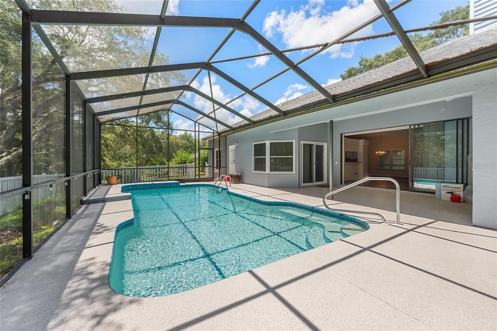 For Sale: $429,900 (3 beds, 2 baths, 2031 Square Feet)