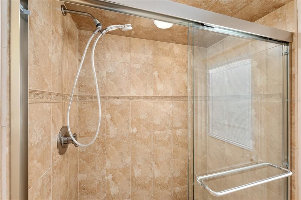 For Sale: $429,900 (3 beds, 2 baths, 2031 Square Feet)