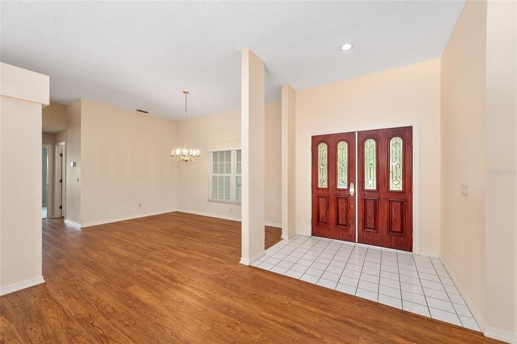 For Sale: $429,900 (3 beds, 2 baths, 2031 Square Feet)