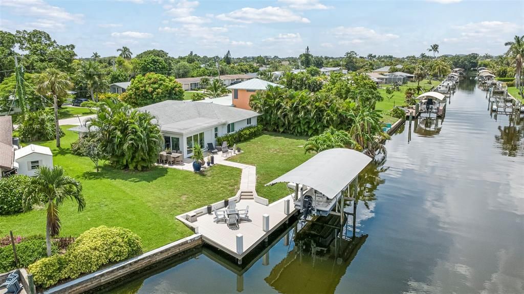 En Venta: $785,000 (4 camas, 3 baños, 1959 Pies cuadrados)