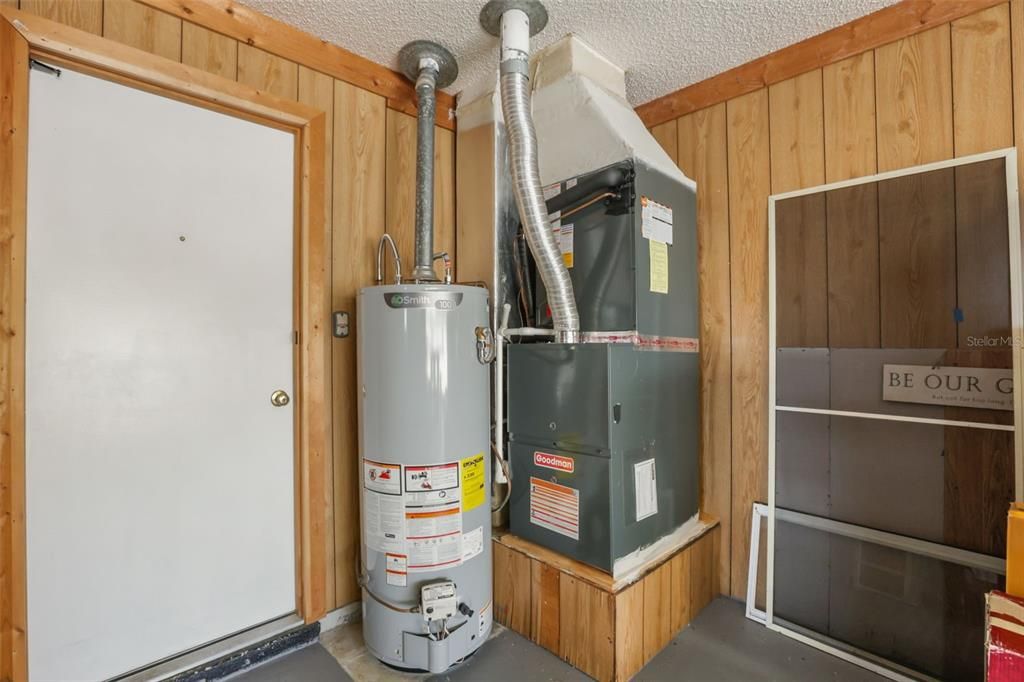 En Venta: $241,900 (3 camas, 2 baños, 1569 Pies cuadrados)
