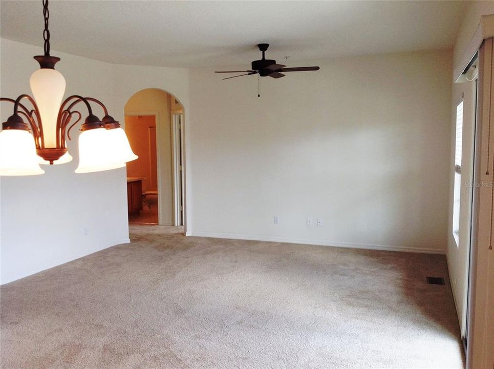 For Rent: $1,895 (2 beds, 2 baths, 1273 Square Feet)
