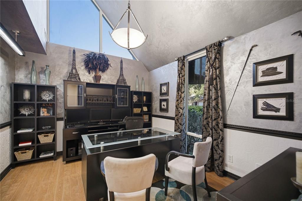 На продажу: $429,900 (0 спален, 0 ванн, 1599 Квадратных фут)